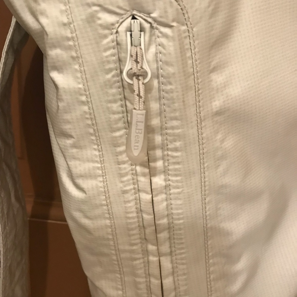 L.L. Bean Oyster Shell Gray Rain Trench Coat Small - Picture 9 of 15
